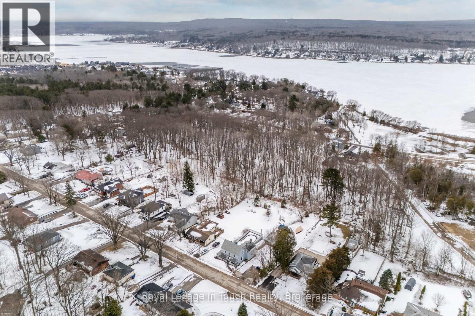 












306 CHURCH STREET

,
Penetanguishene,




Ontario
L9M1G5

