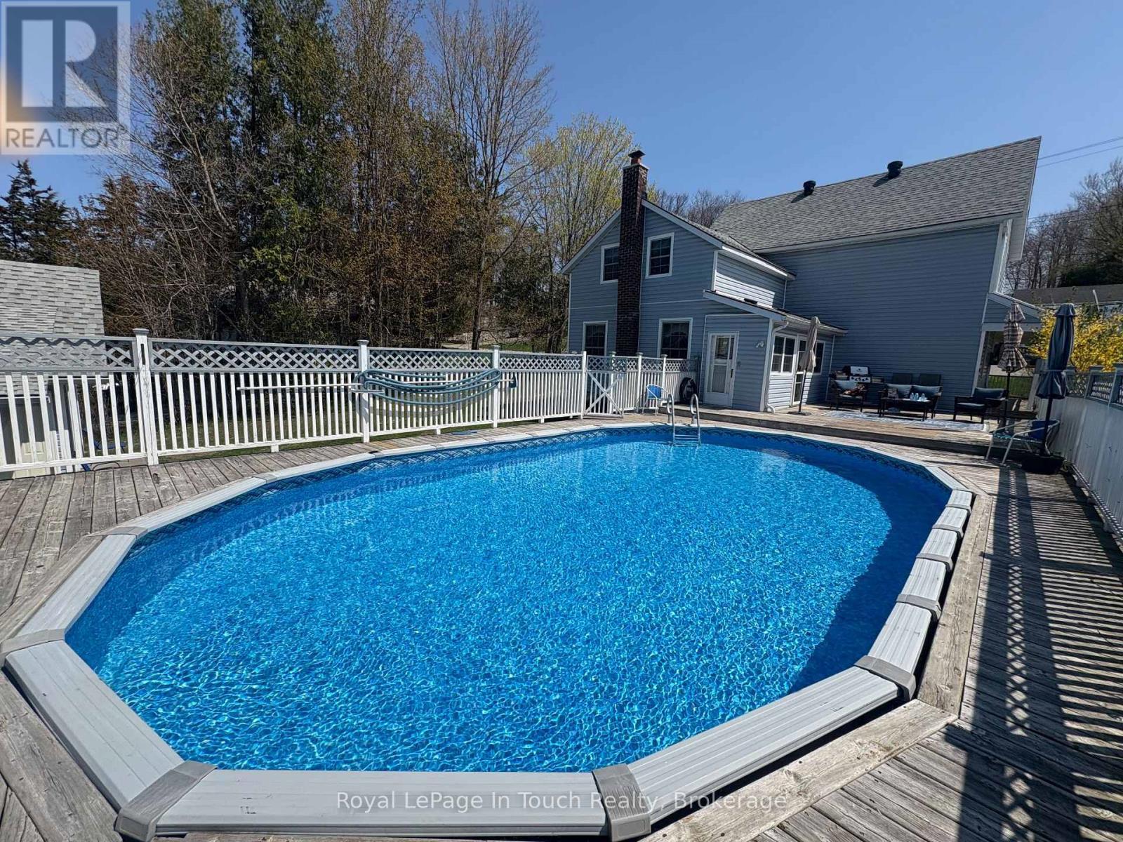 












306 CHURCH STREET

,
Penetanguishene,




Ontario
L9M1G5

