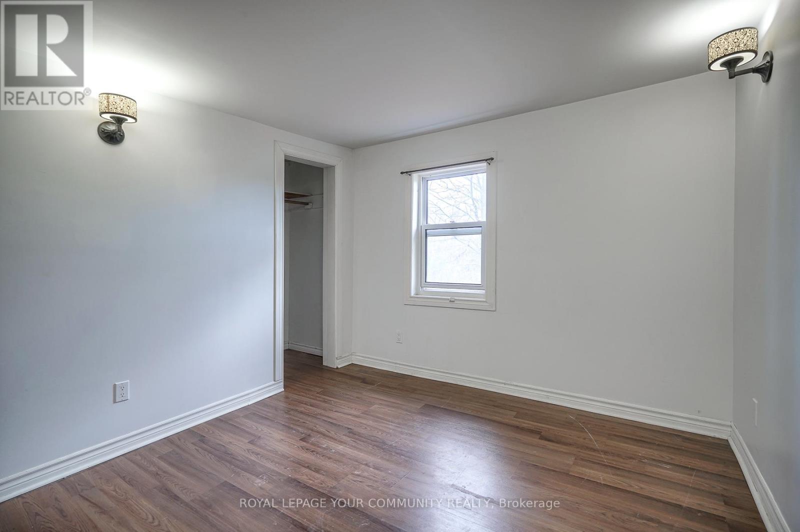 












20364 ST. ANDREWS ROAD

,
Caledon,




Ontario
L7K2C9

