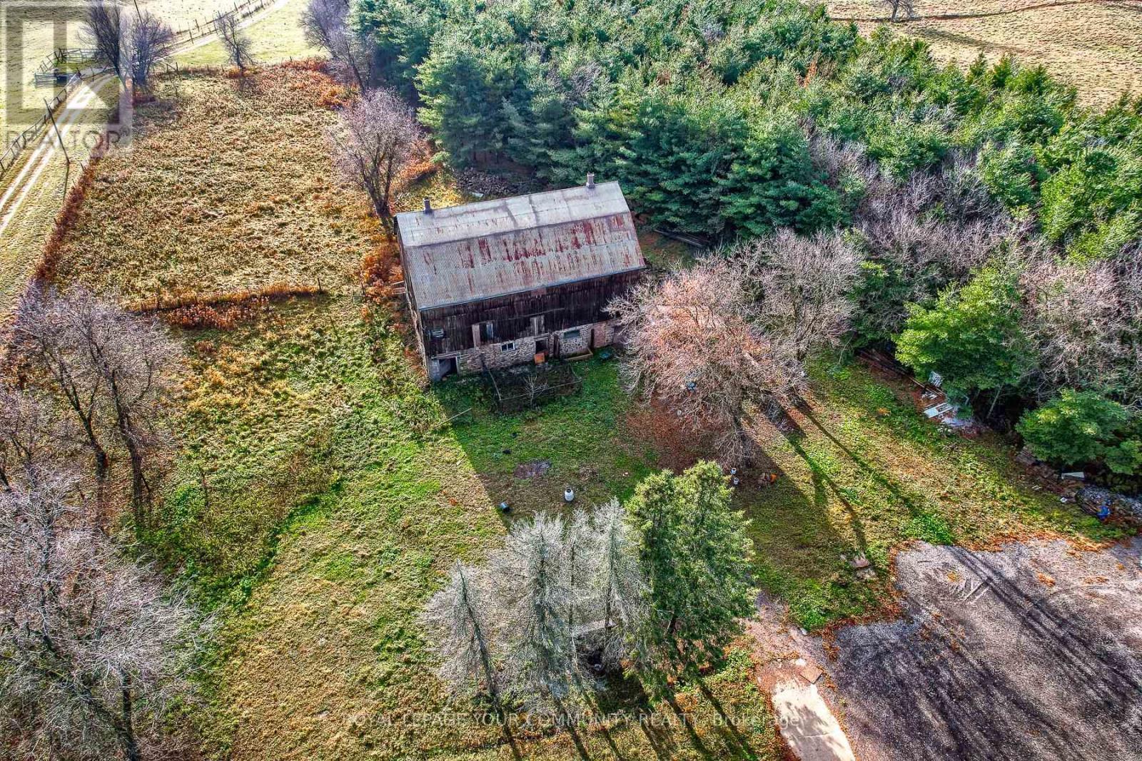 












20364 ST. ANDREWS ROAD

,
Caledon,




Ontario
L7K2C9

