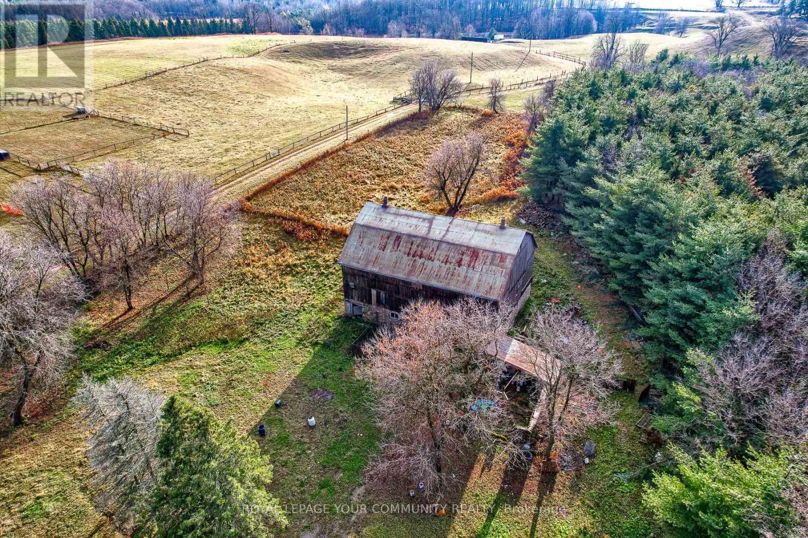 












20364 ST. ANDREWS ROAD

,
Caledon,




Ontario
L7K2C9

