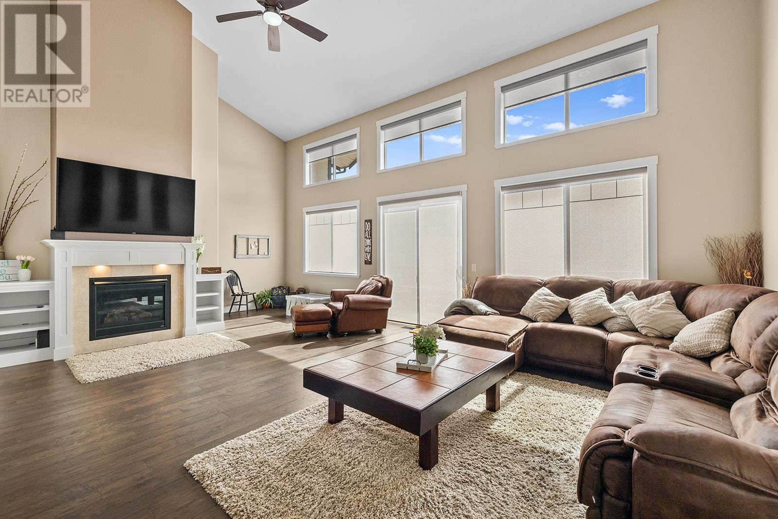 












3359 Cougar Road Unit# 19

,
West Kelowna,




British Columbia
V4T3G1


