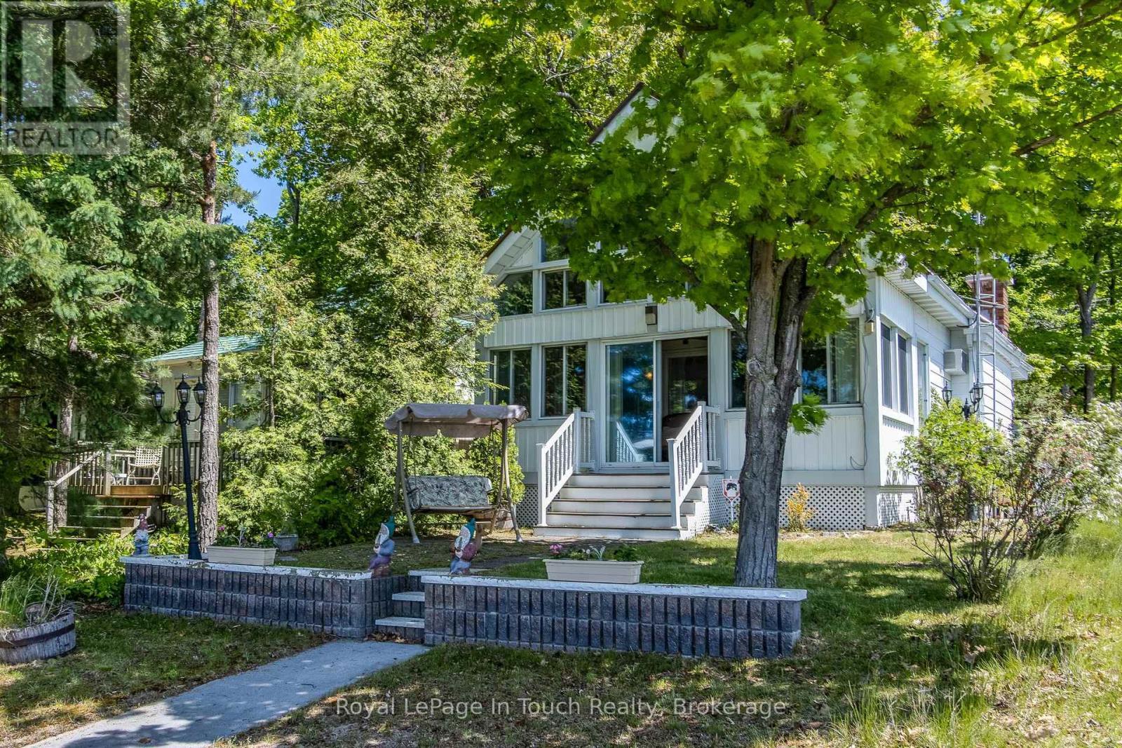 












24 BELGROVE

,
Tiny,




Ontario
L0L2J0

