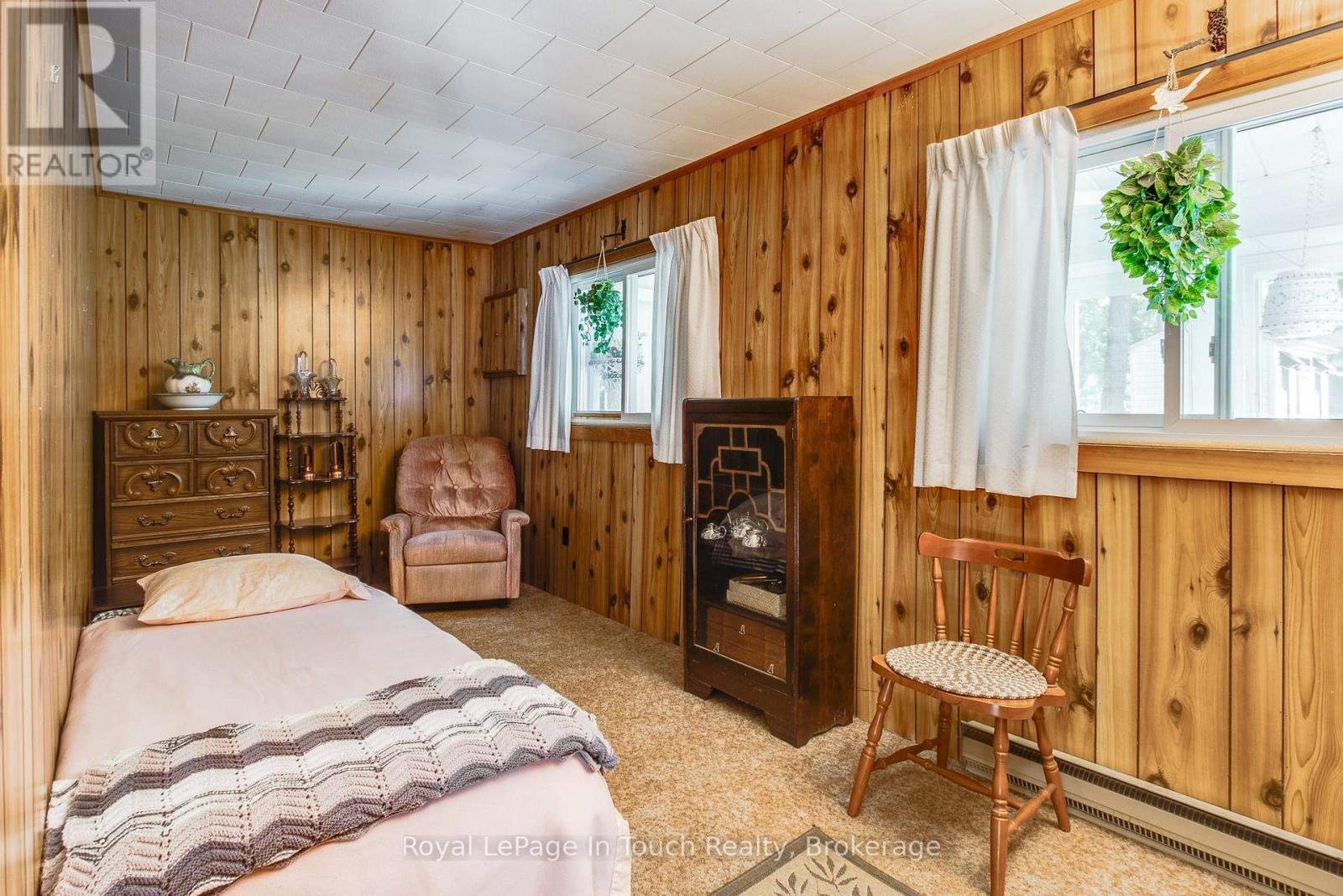 












24 BELGROVE

,
Tiny,




Ontario
L0L2J0

