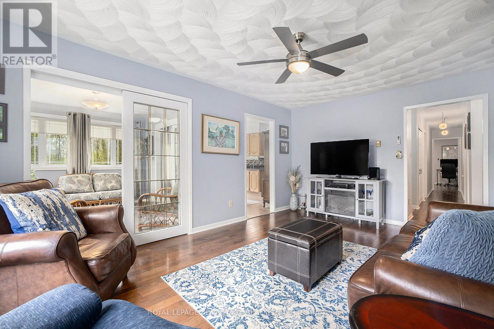 












198 SOMERVILLE DRIVE

,
Tay Valley,




Ontario
K7H3C6

