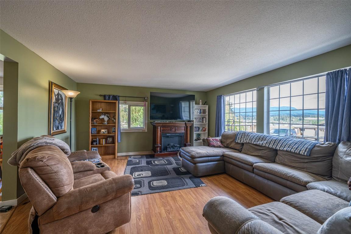 









1956


Rosedale E

Avenue,
Armstrong,




BC
V4Y 0P1

