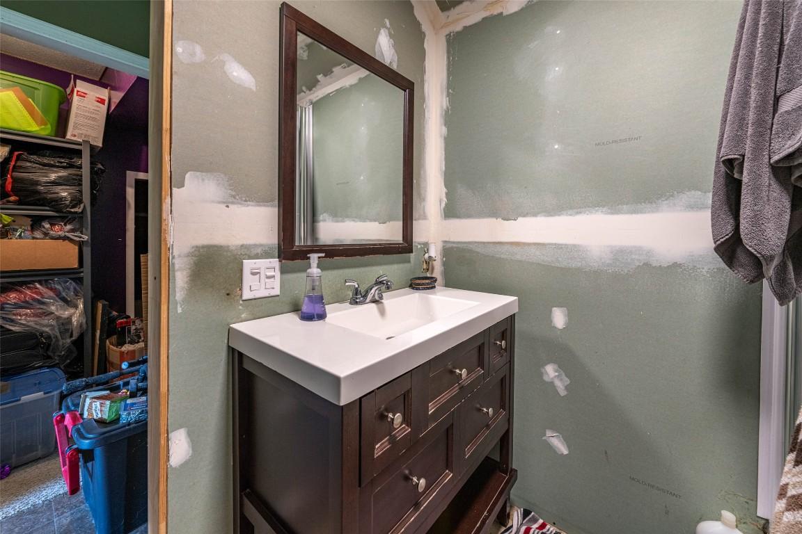 









1956


Rosedale E

Avenue,
Armstrong,




BC
V4Y 0P1

