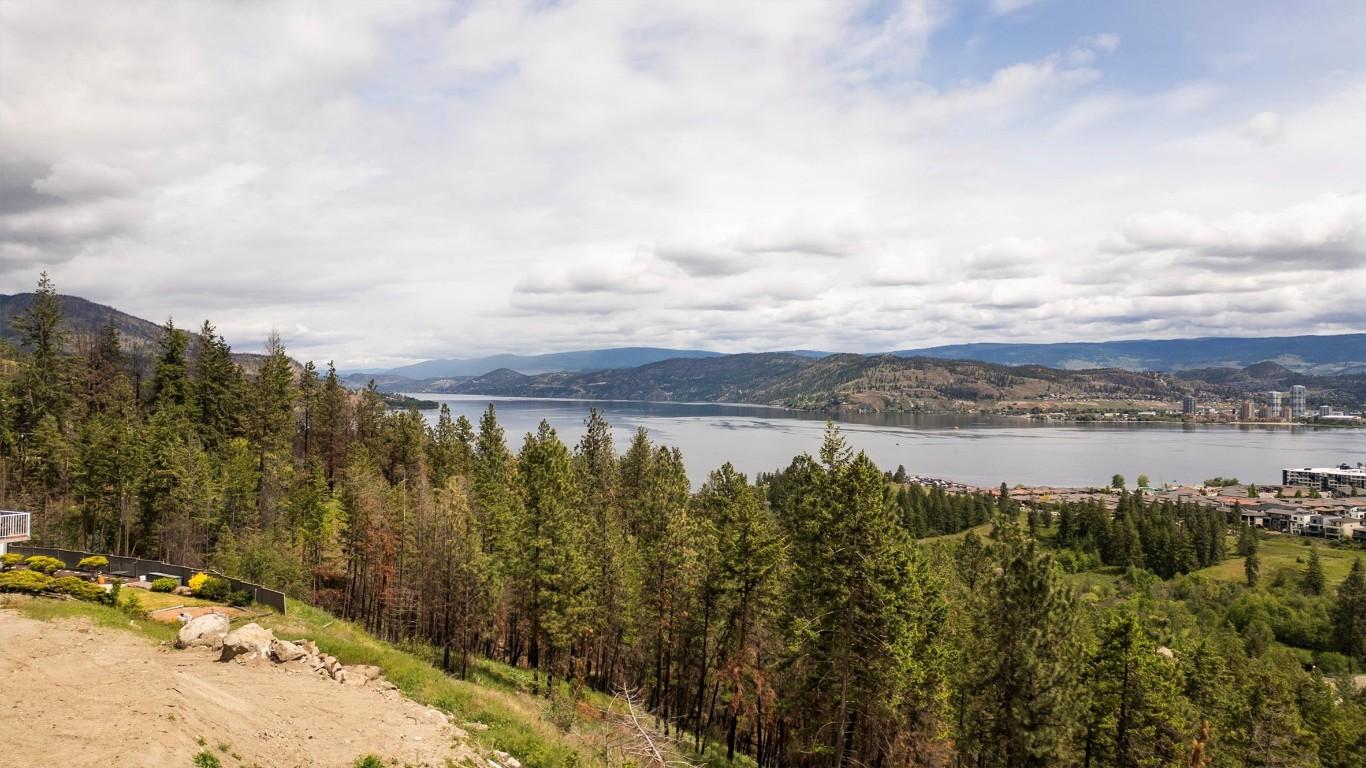 









1687


Scott

Crescent,
West Kelowna,







BC
V1Z 2Y2

