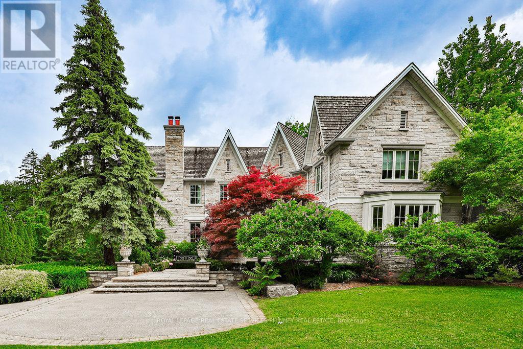 












1257 TECUMSEH PARK DRIVE

,
Mississauga,




Ontario
L5H2W5

