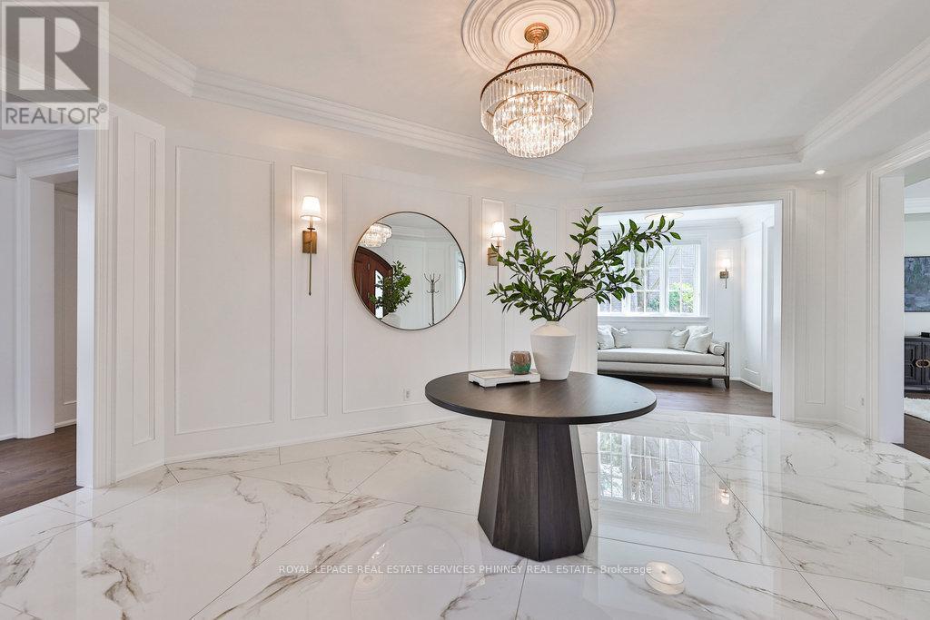 












1257 TECUMSEH PARK DRIVE

,
Mississauga,




Ontario
L5H2W5

