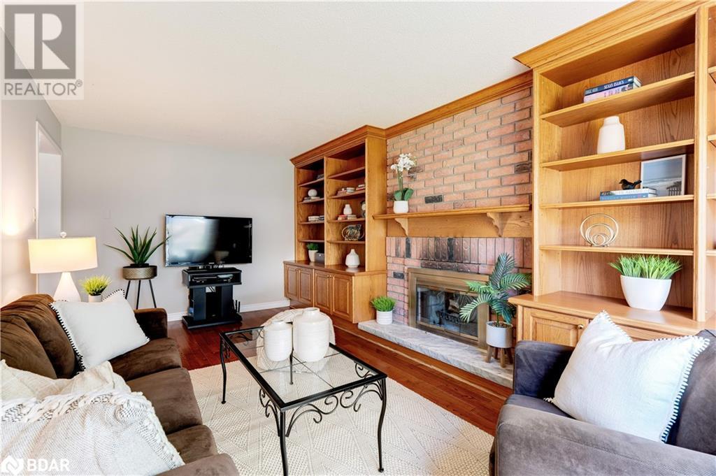 












2053 DEER RUN Avenue

,
Burlington,




Ontario
L7M2S1

