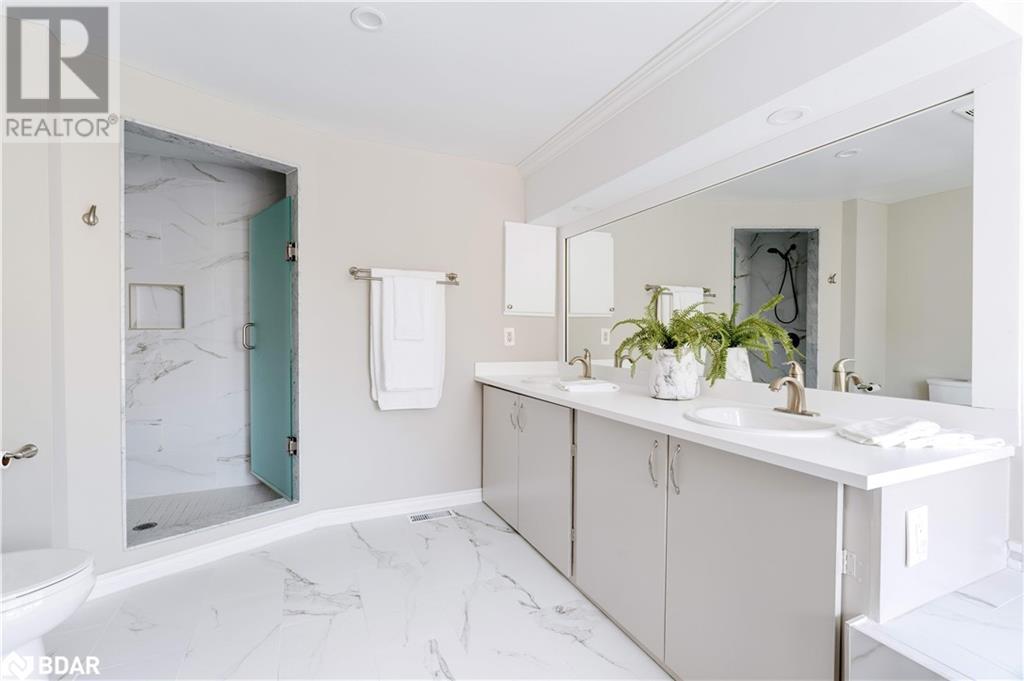 












2053 DEER RUN Avenue

,
Burlington,




Ontario
L7M2S1

