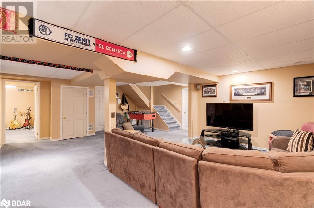 












2053 DEER RUN Avenue

,
Burlington,




Ontario
L7M2S1

