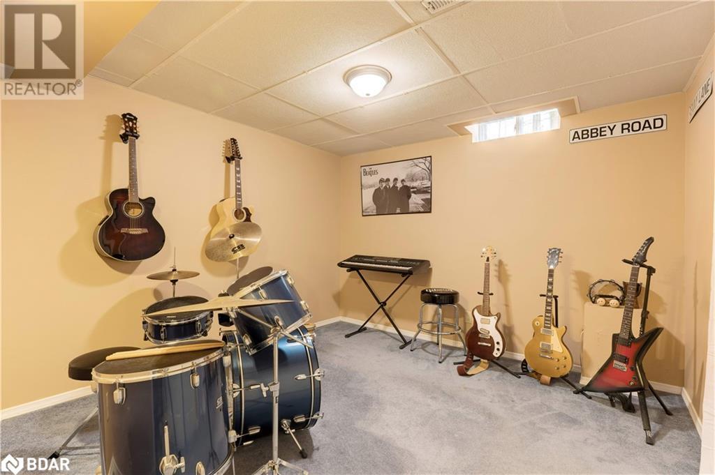 












2053 DEER RUN Avenue

,
Burlington,




Ontario
L7M2S1

