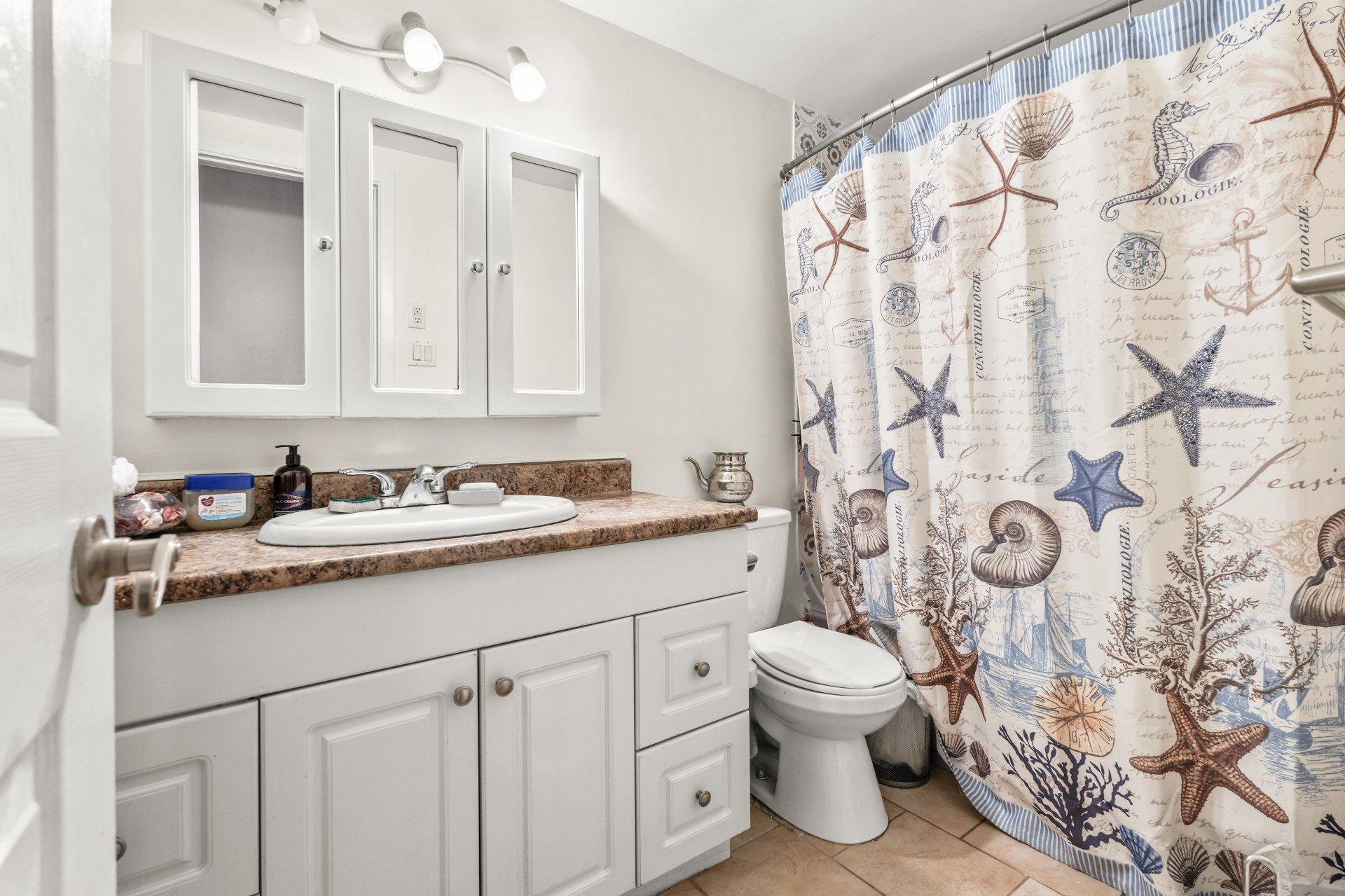 









5210


Rue Riviera

, 121,
Montréal (Pierrefonds-Roxboro),




QC
H8Z2Z6

