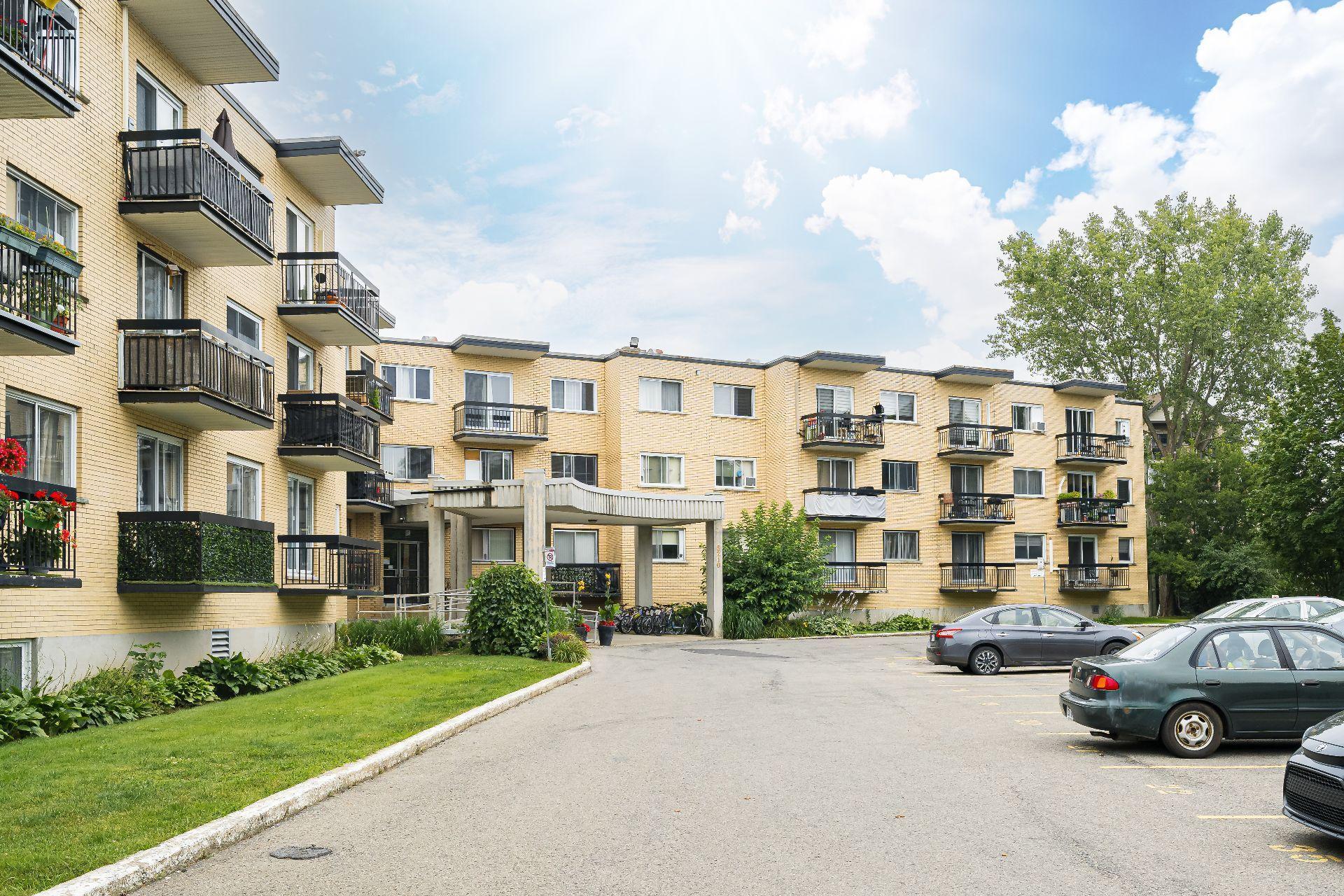 









5210


Rue Riviera

, 121,
Montréal (Pierrefonds-Roxboro),




QC
H8Z2Z6

