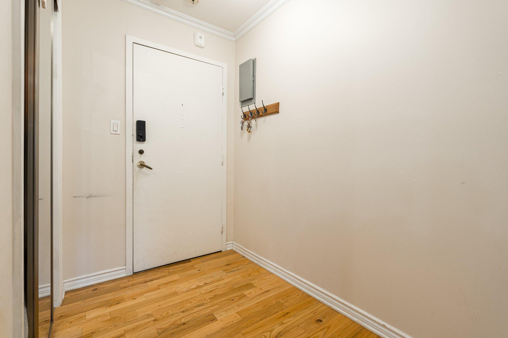 









5210


Rue Riviera

, 121,
Montréal (Pierrefonds-Roxboro),




QC
H8Z2Z6

