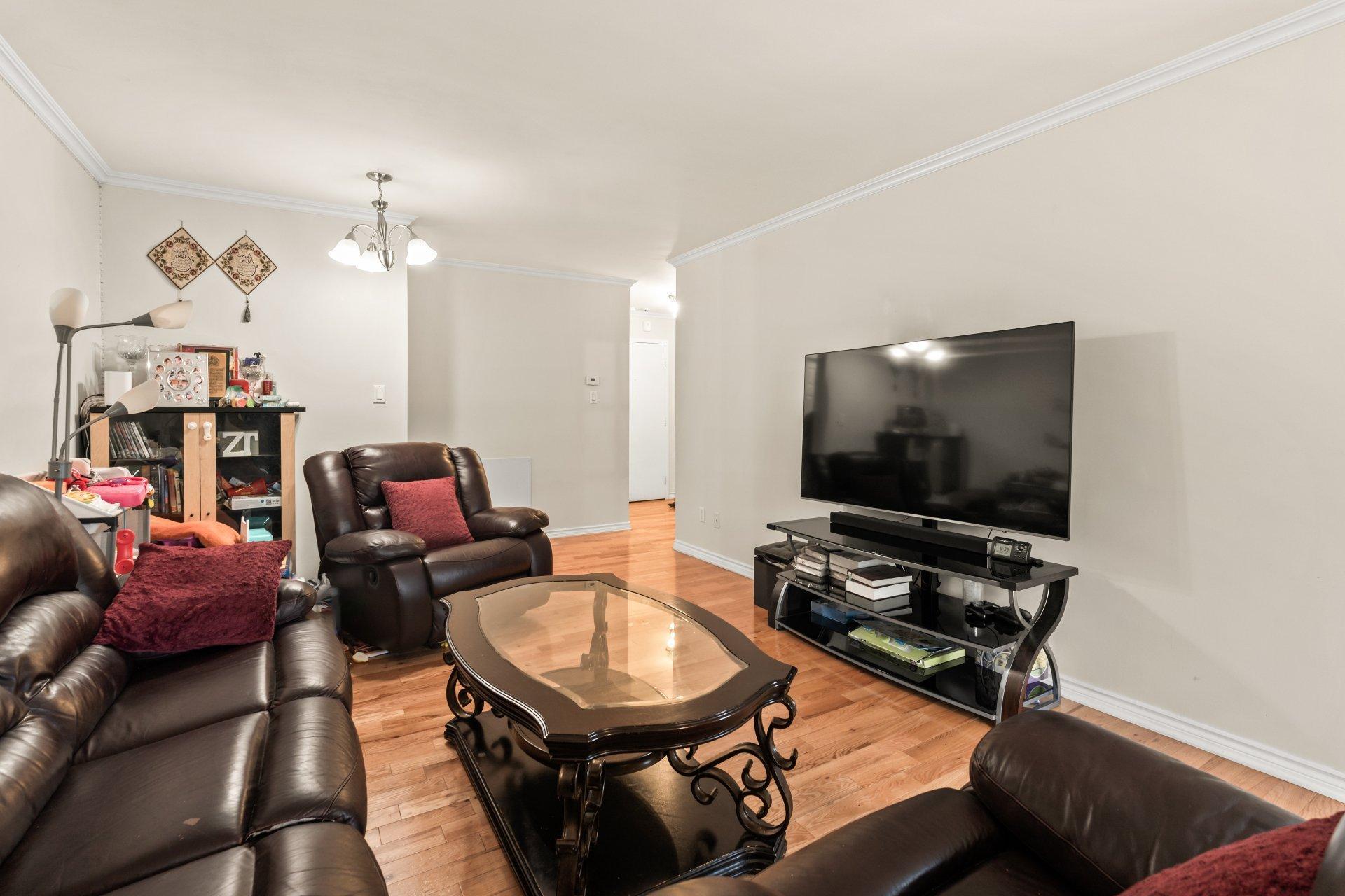 









5210


Rue Riviera

, 121,
Montréal (Pierrefonds-Roxboro),




QC
H8Z2Z6

