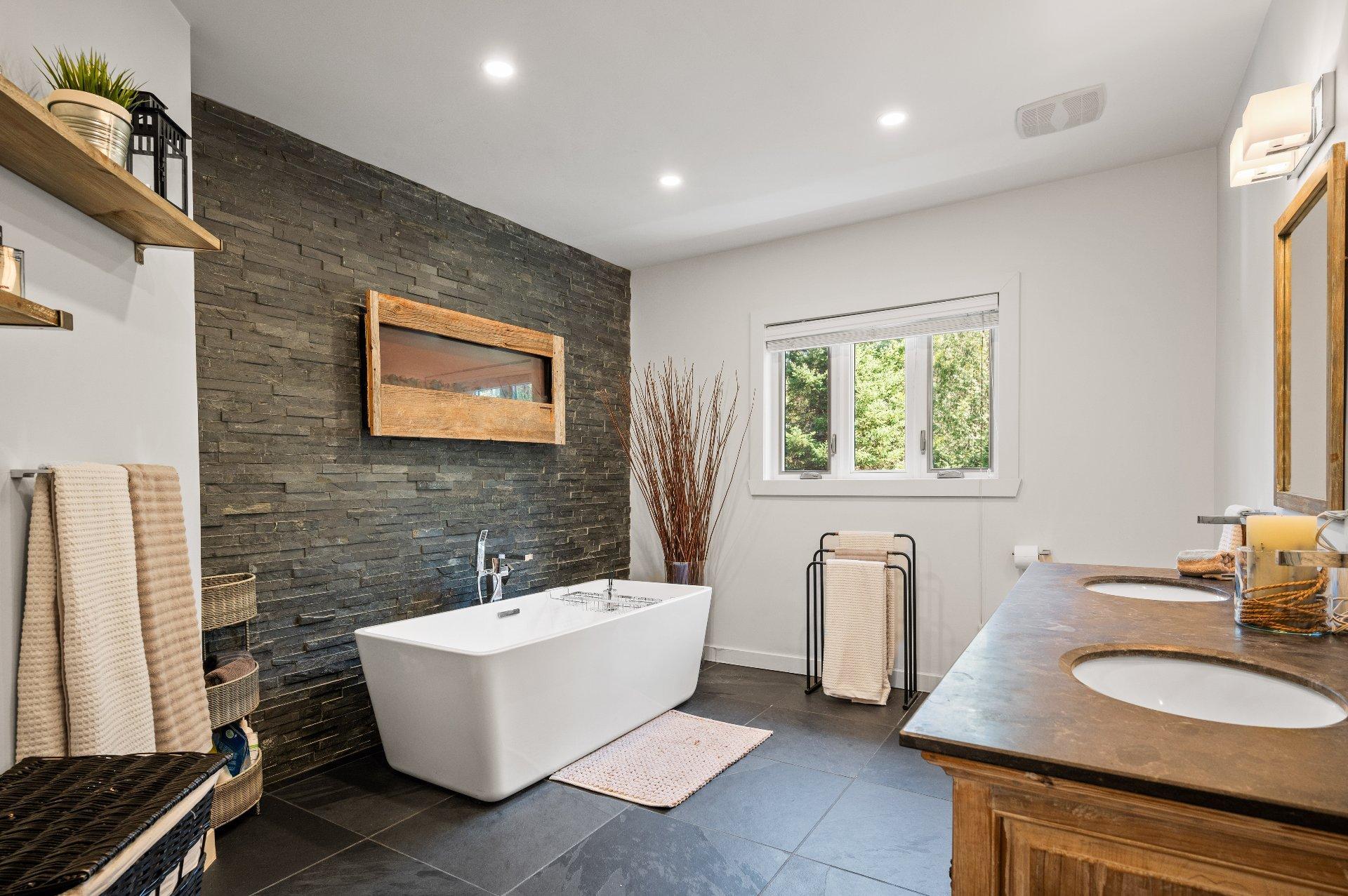 









153


Route 323

,
Brébeuf,




QC
J0T1B0

