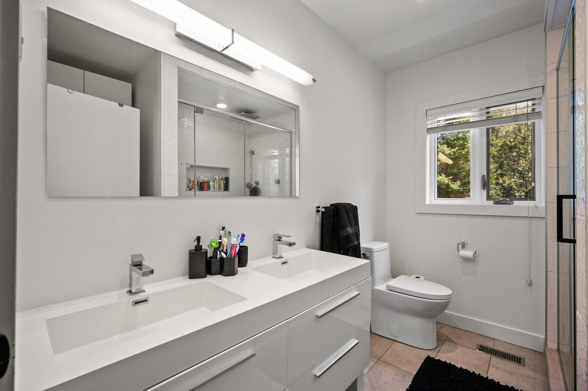 









153


Route 323

,
Brébeuf,




QC
J0T1B0

