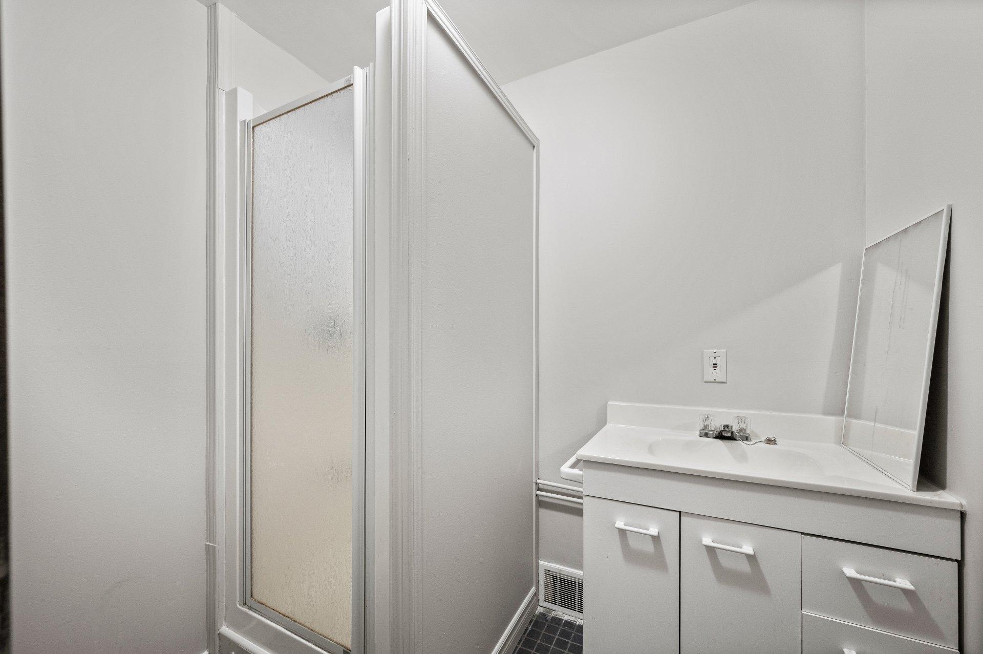 









153


Route 323

,
Brébeuf,




QC
J0T1B0

