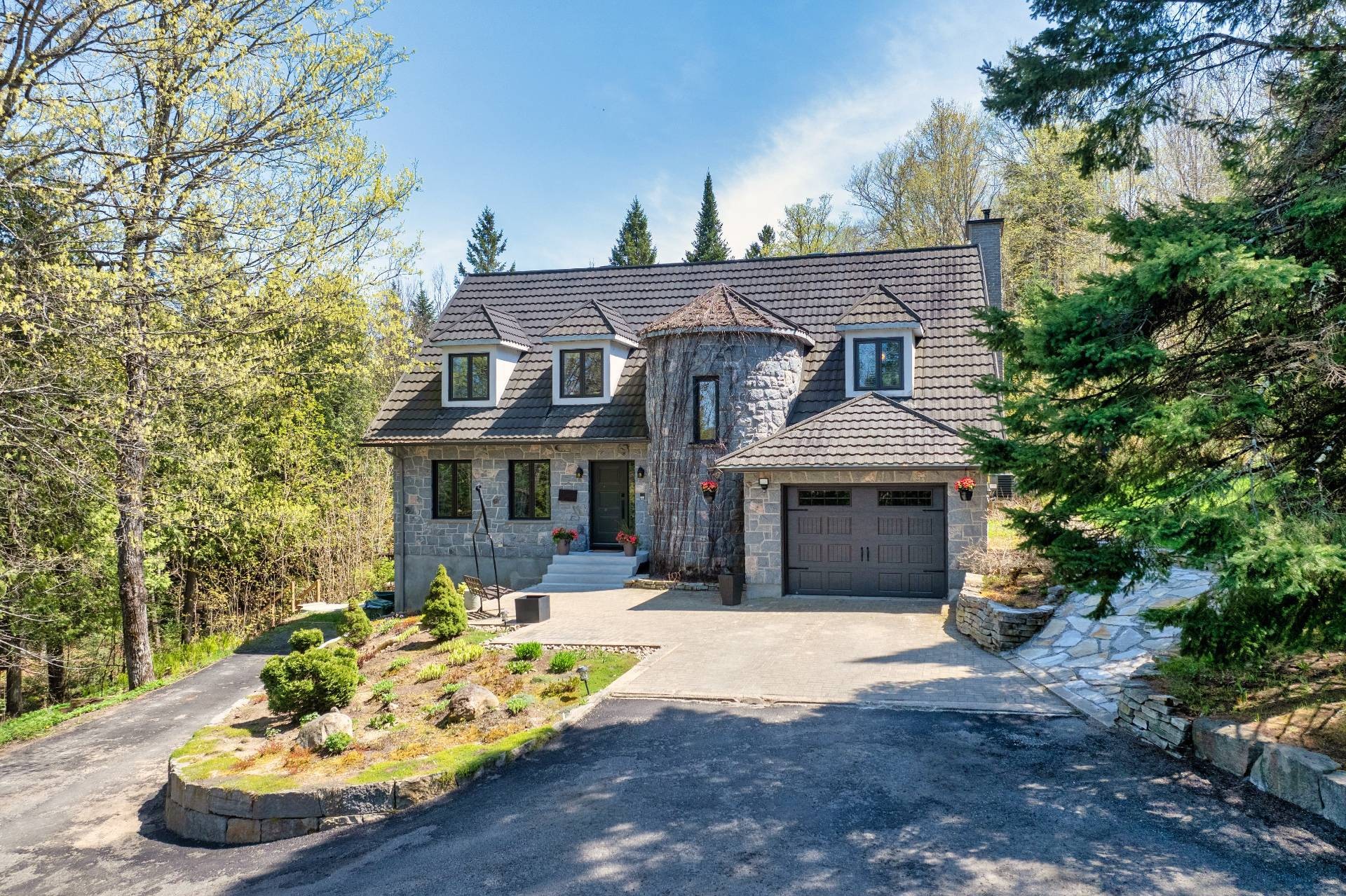 









153


Route 323

,
Brébeuf,




QC
J0T1B0

