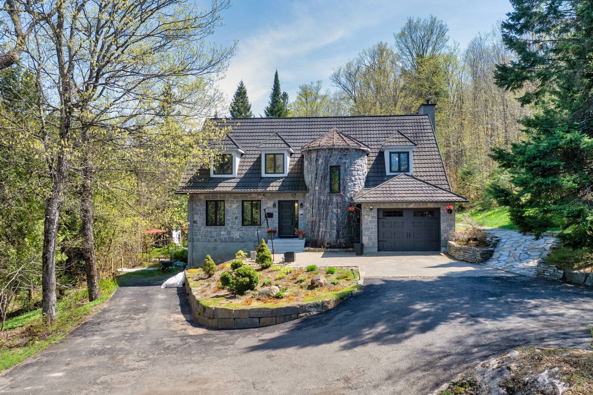 









153


Route 323

,
Brébeuf,




QC
J0T1B0

