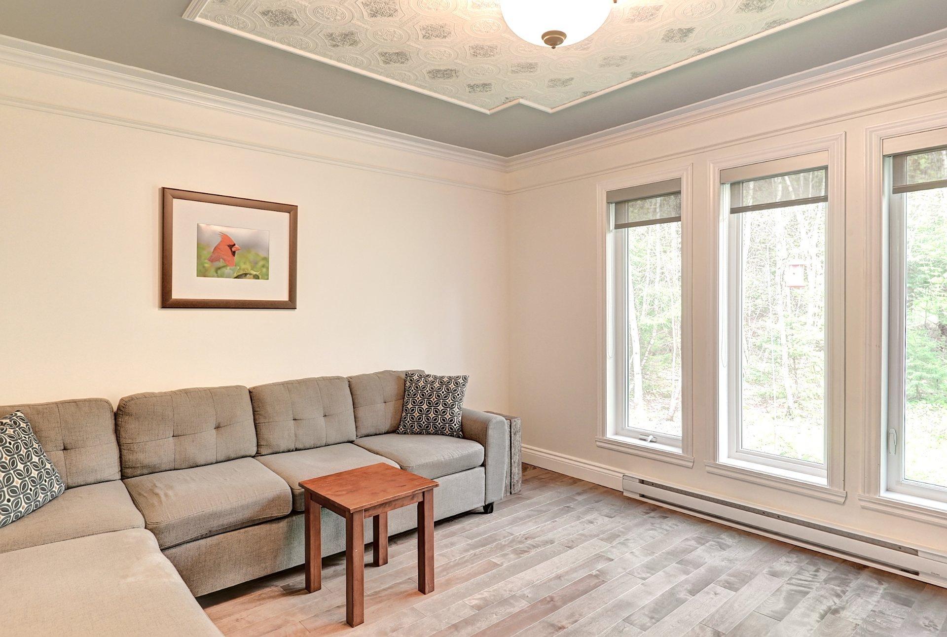 









235


Rue Jacques

,
Sherbrooke (Fleurimont),




QC
J1G5E2

