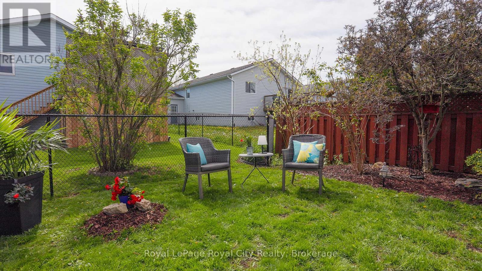 












2661 8TH AVENUE A E

,
Owen Sound,




Ontario
N4K6S5

