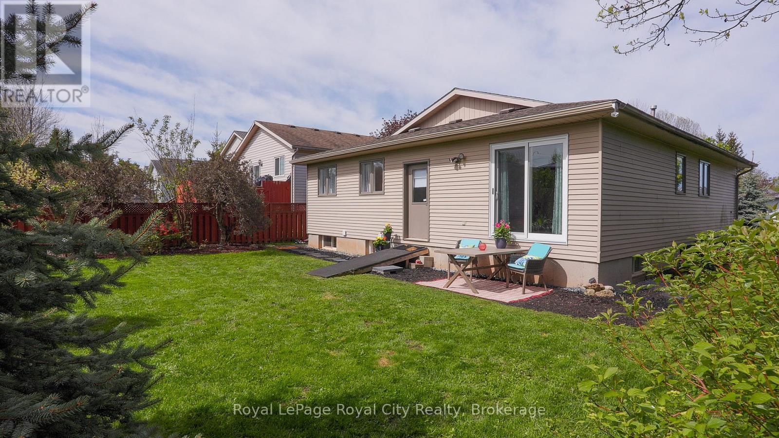 












2661 8TH AVENUE A E

,
Owen Sound,




Ontario
N4K6S5

