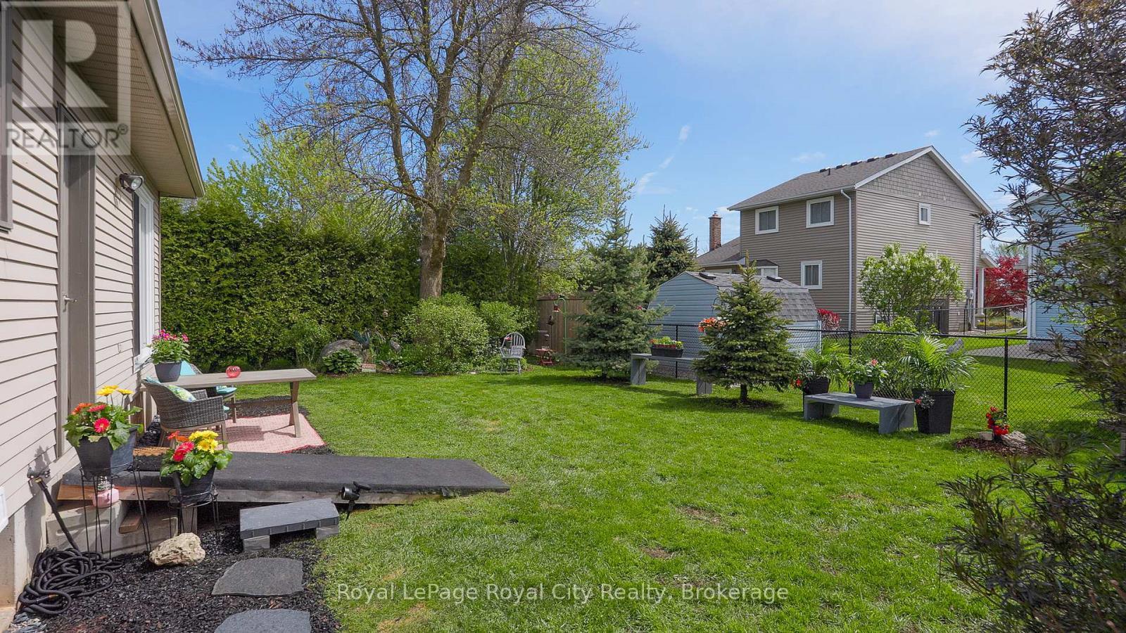 












2661 8TH AVENUE A E

,
Owen Sound,




Ontario
N4K6S5


