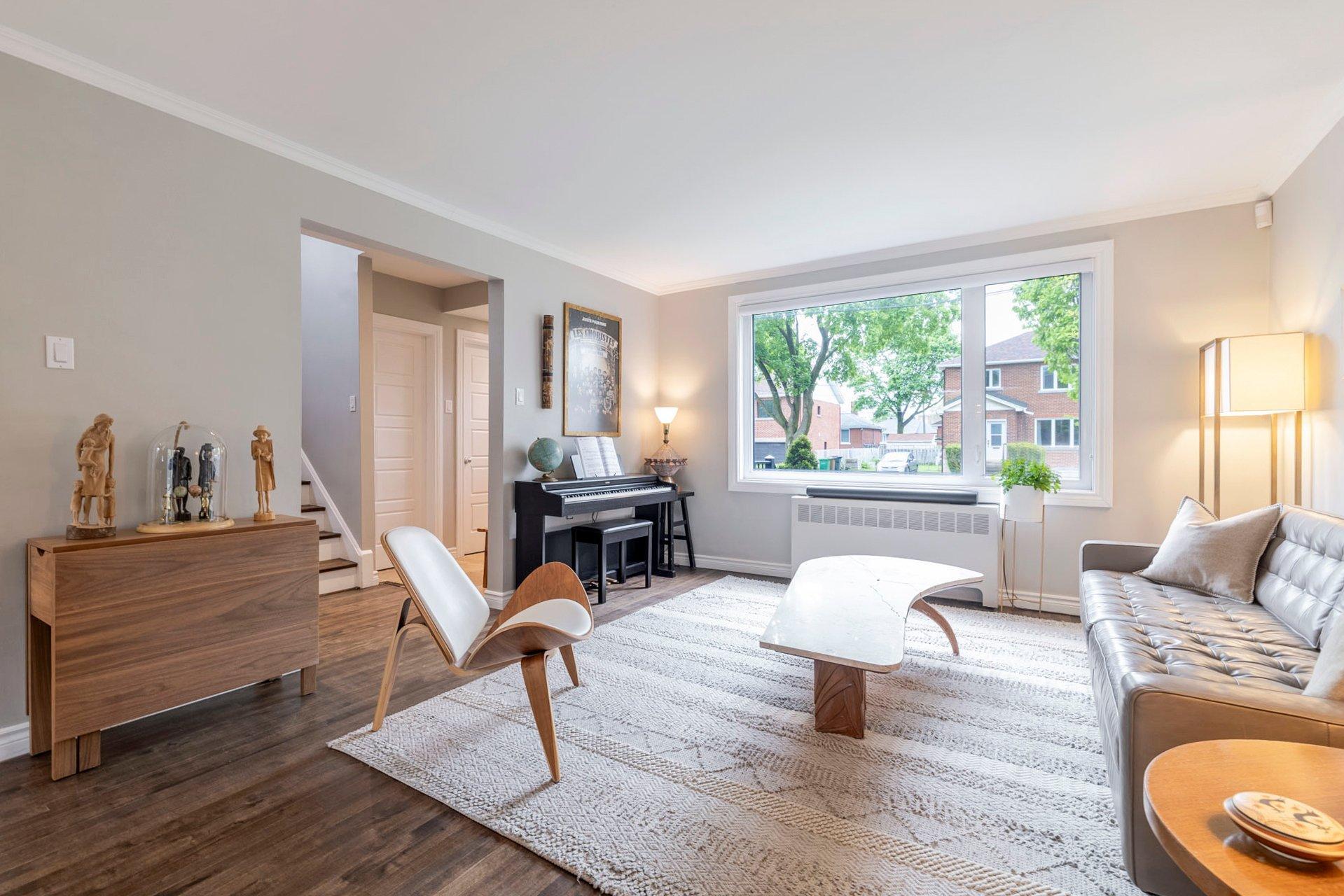 









340


Rue Marlatt

,
Montréal (Saint-Laurent),




QC
H4M2G9

