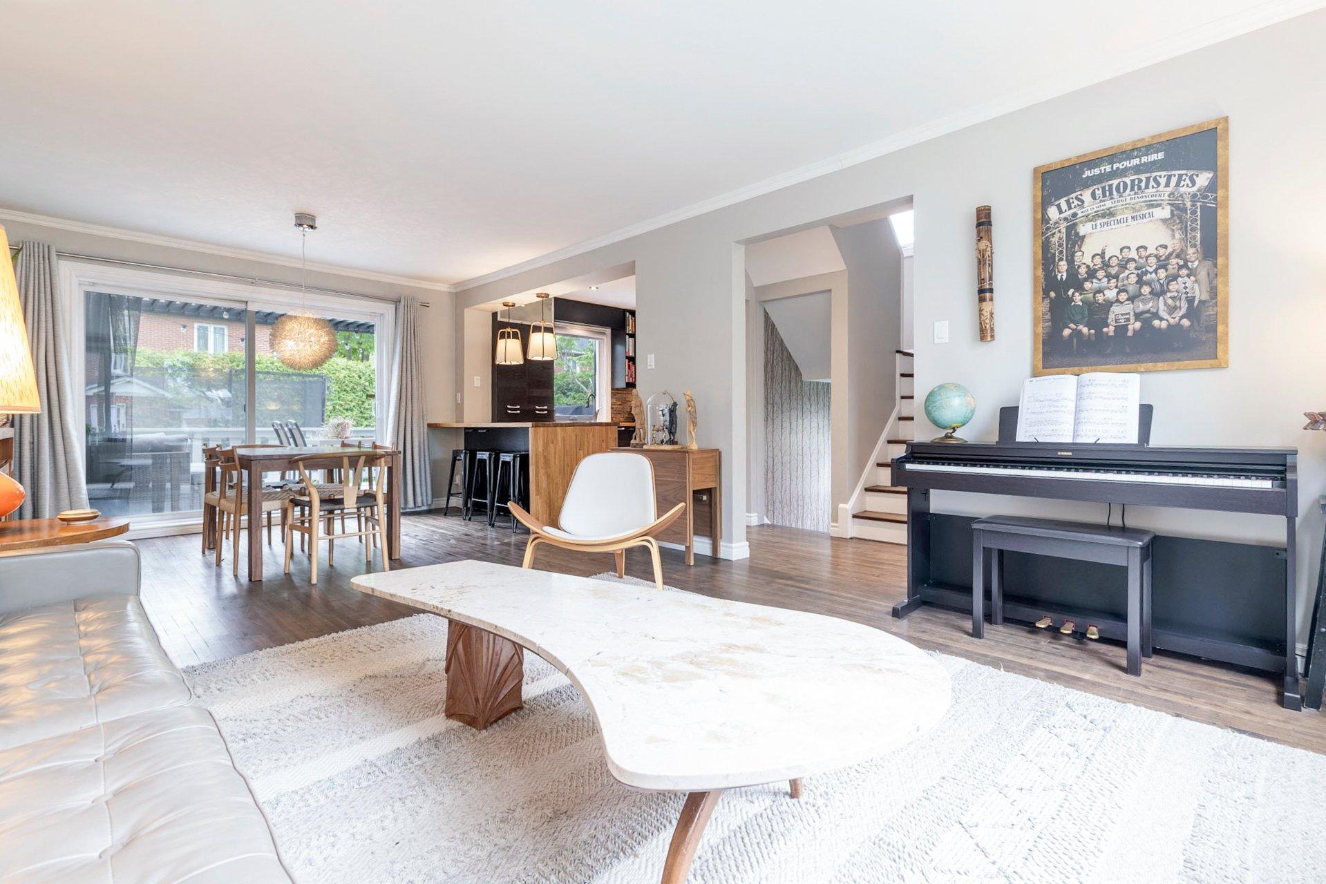 









340


Rue Marlatt

,
Montréal (Saint-Laurent),




QC
H4M2G9

