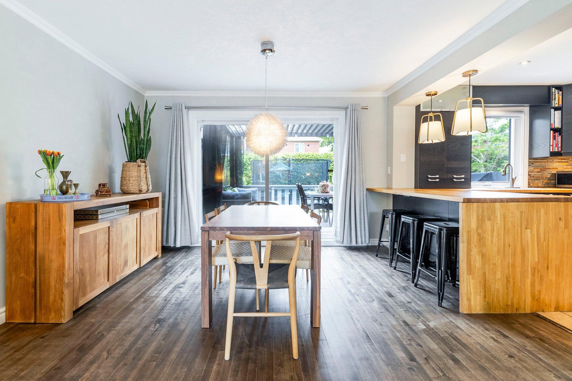 









340


Rue Marlatt

,
Montréal (Saint-Laurent),




QC
H4M2G9

