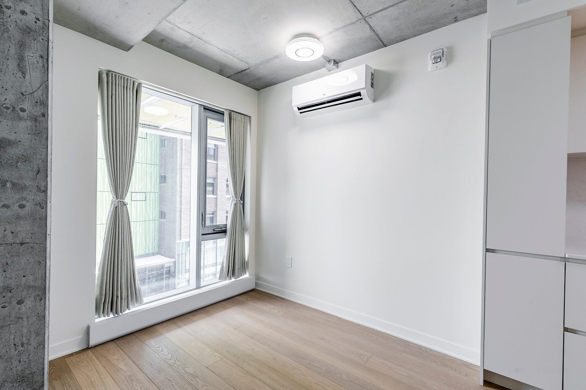 









360


Rue Mayor

, 602,
Montréal (Ville-Marie),




QC
H3A0J4

