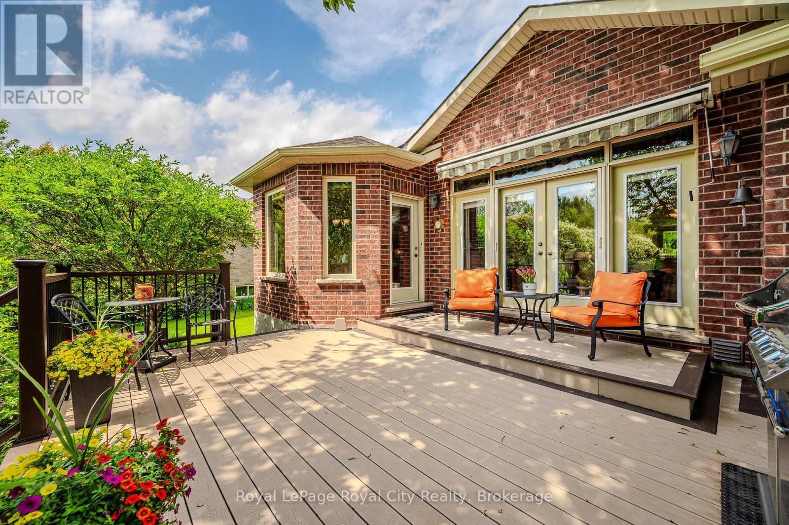 












953 ST DAVID STREET N

,
Centre Wellington (Fergus),




Ontario
N1M2W3

