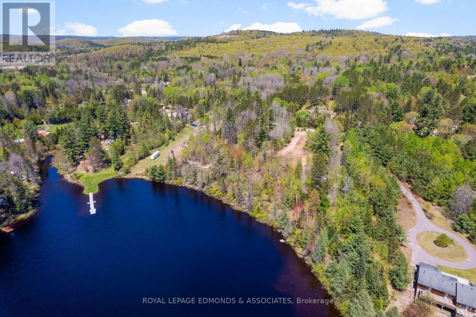 












0 OLD BARRY'S BAY ROAD

,
Madawaska Valley,







Ontario
K0J1B0

