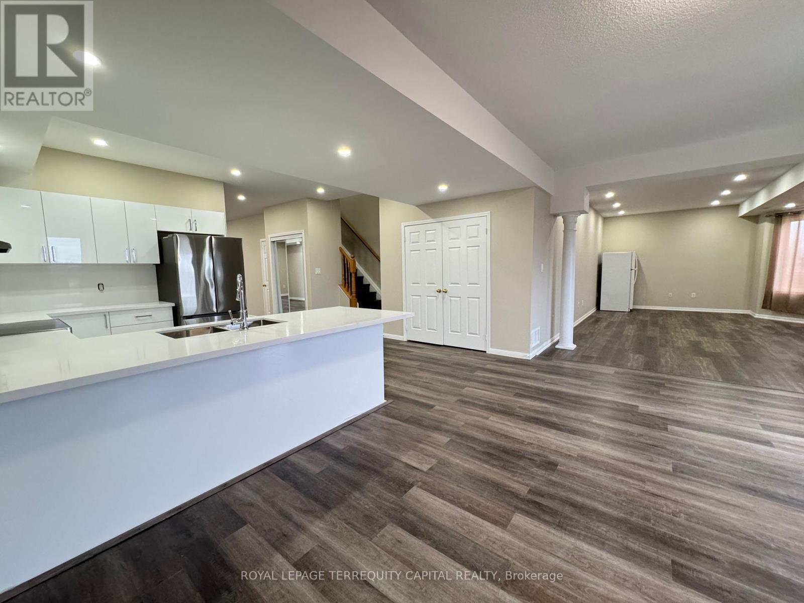 












A - 349 EDGEHILL DRIVE

,
Barrie,




Ontario
L4N9X5

