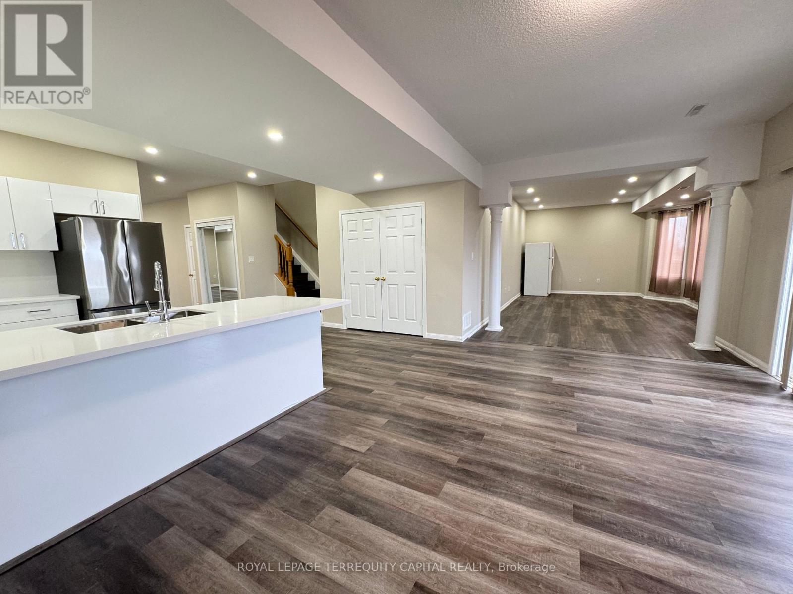 












A - 349 EDGEHILL DRIVE

,
Barrie,




Ontario
L4N9X5


