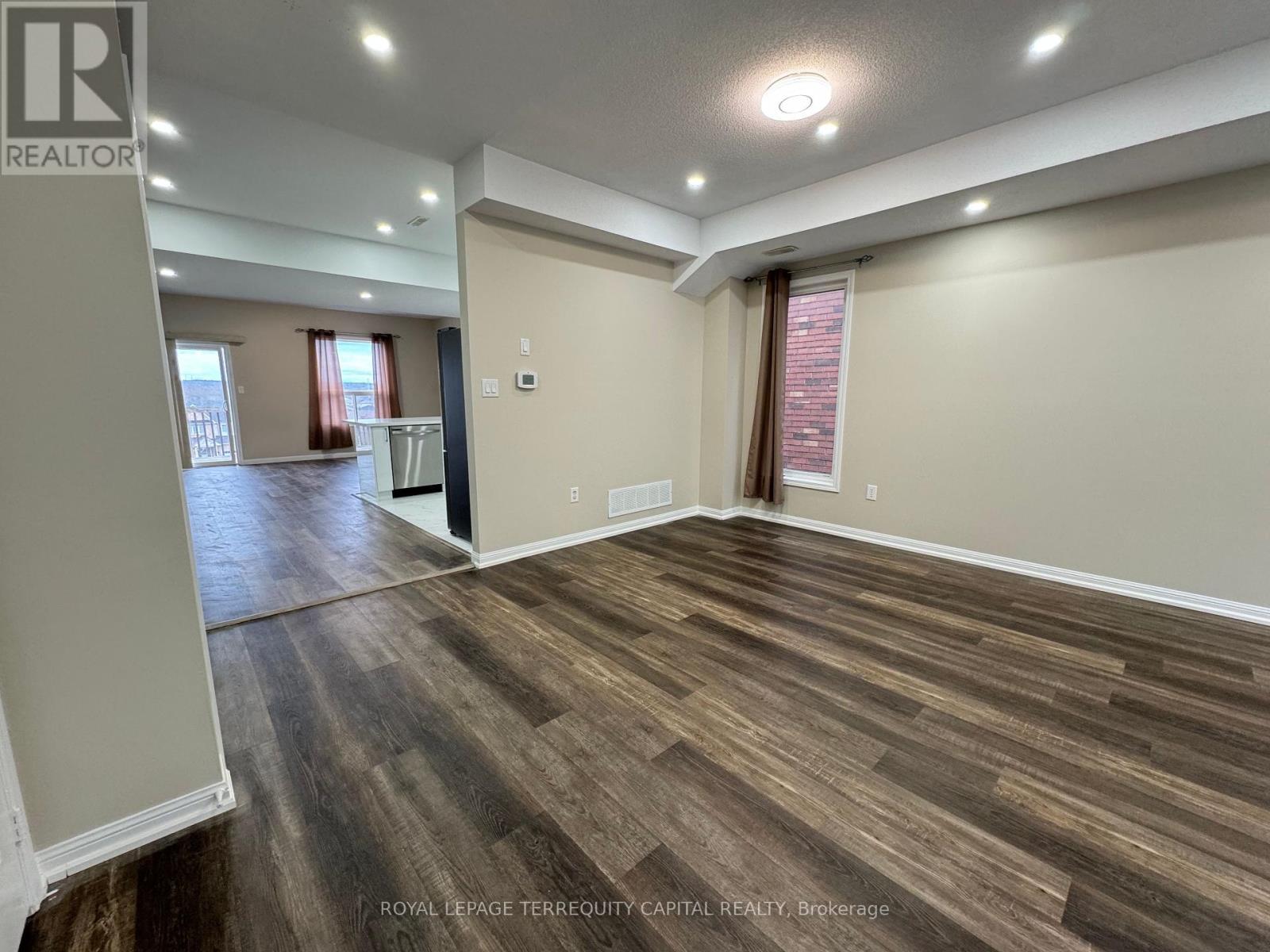 












A - 349 EDGEHILL DRIVE

,
Barrie,




Ontario
L4N9X5

