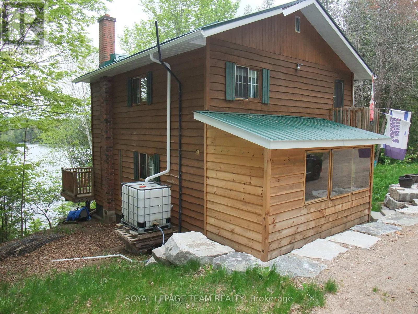 












35 QUAIL TRAIL

,
Greater Madawaska,




Ontario
K0J2R0

