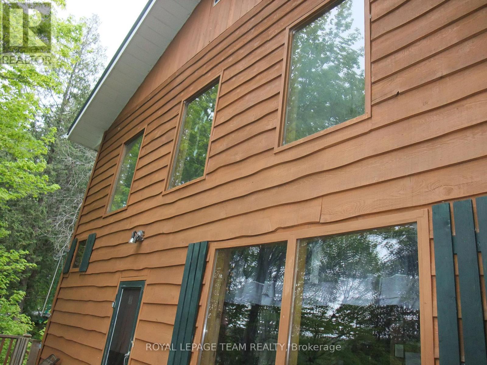 












35 QUAIL TRAIL

,
Greater Madawaska,




Ontario
K0J2R0

