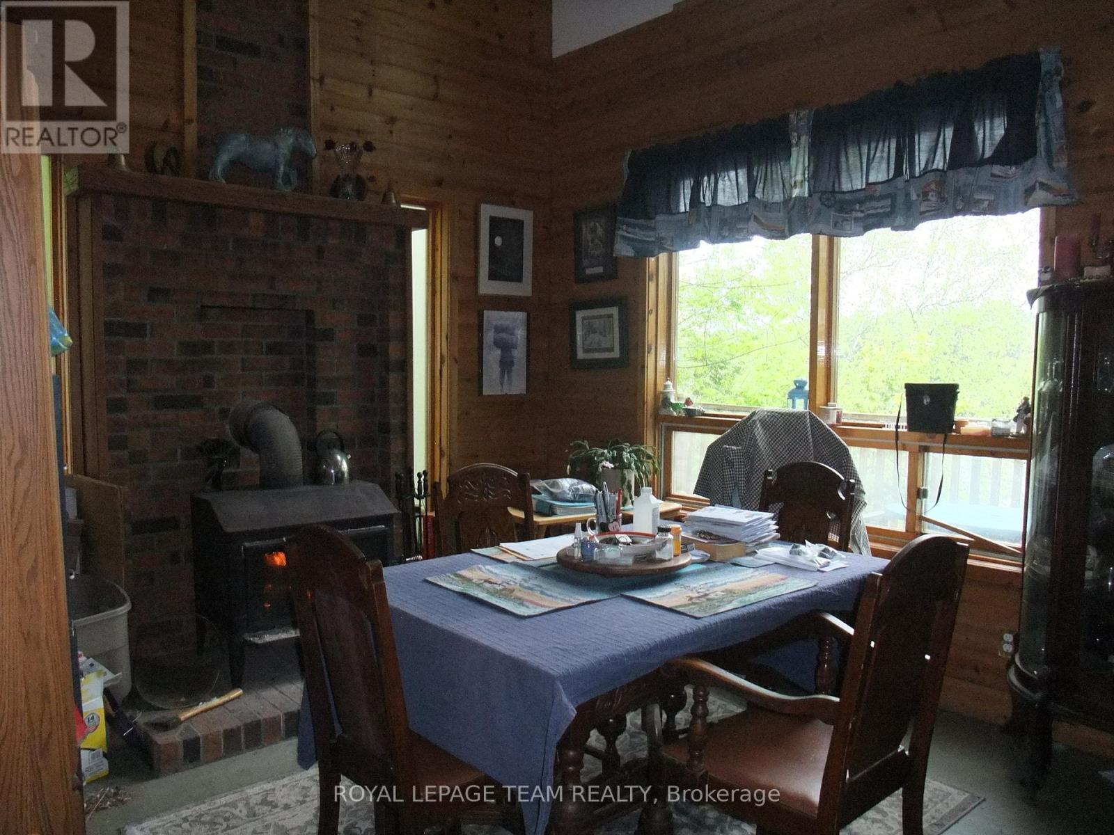 












35 QUAIL TRAIL

,
Greater Madawaska,




Ontario
K0J2R0

