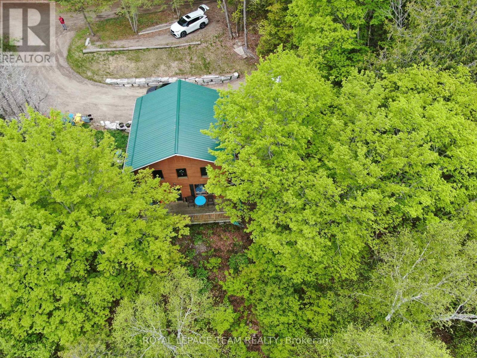 












35 QUAIL TRAIL

,
Greater Madawaska,




Ontario
K0J2R0

