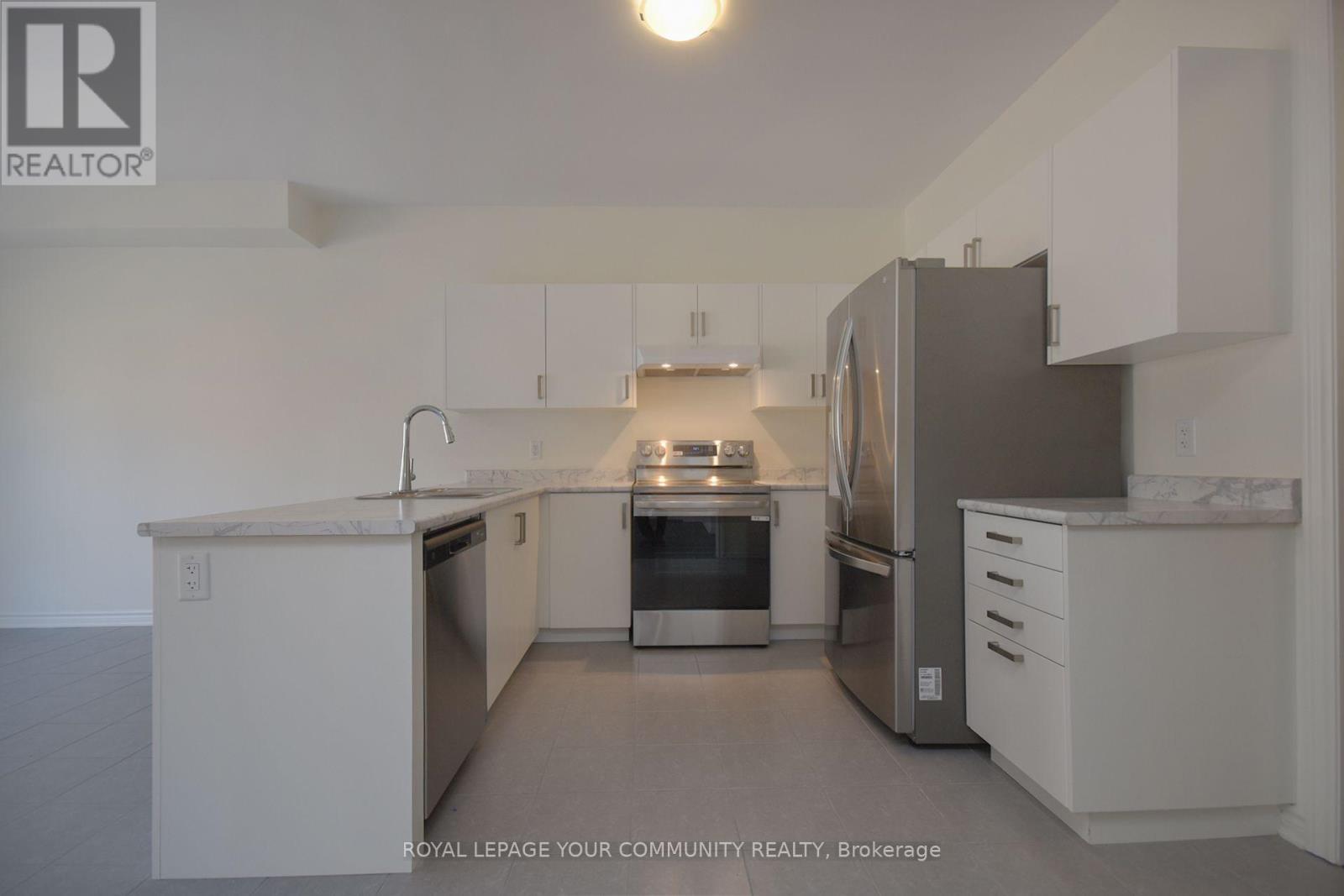 












244 MCKENZIE DRIVE

,
Clearview,




Ontario
L0M1S0

