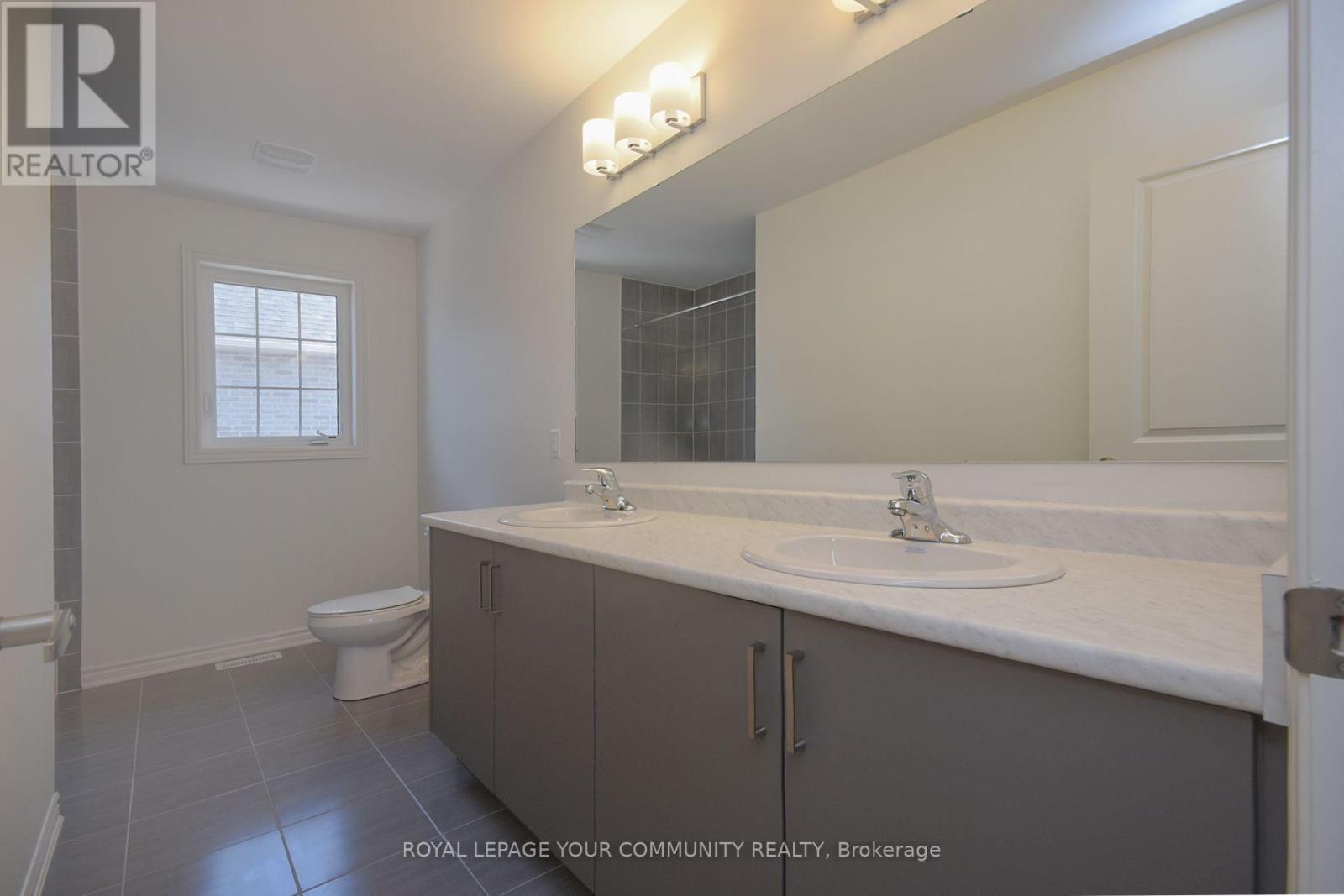 












244 MCKENZIE DRIVE

,
Clearview,




Ontario
L0M1S0

