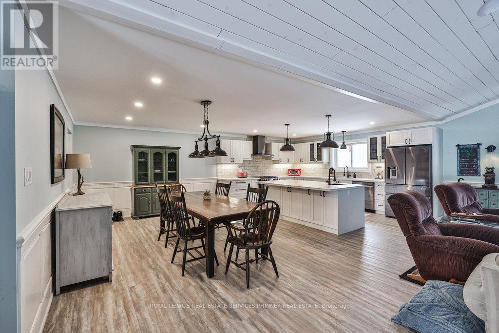 












1068 XAVIER STREET

,
Gravenhurst,




Ontario
P0E1G0

