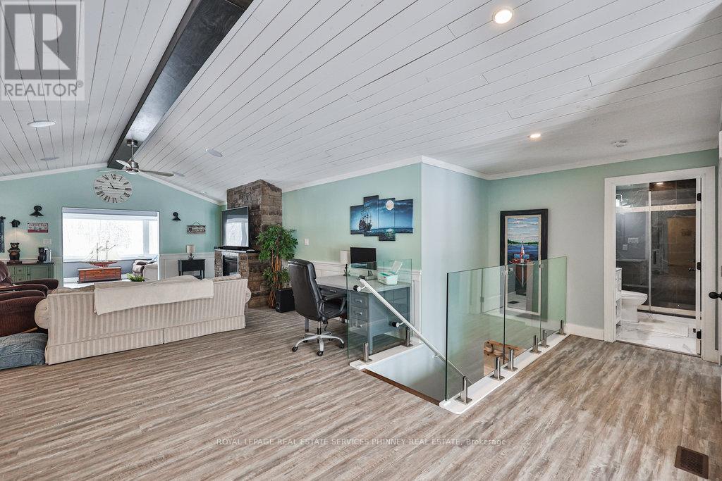 












1068 XAVIER STREET

,
Gravenhurst,




Ontario
P0E1G0


