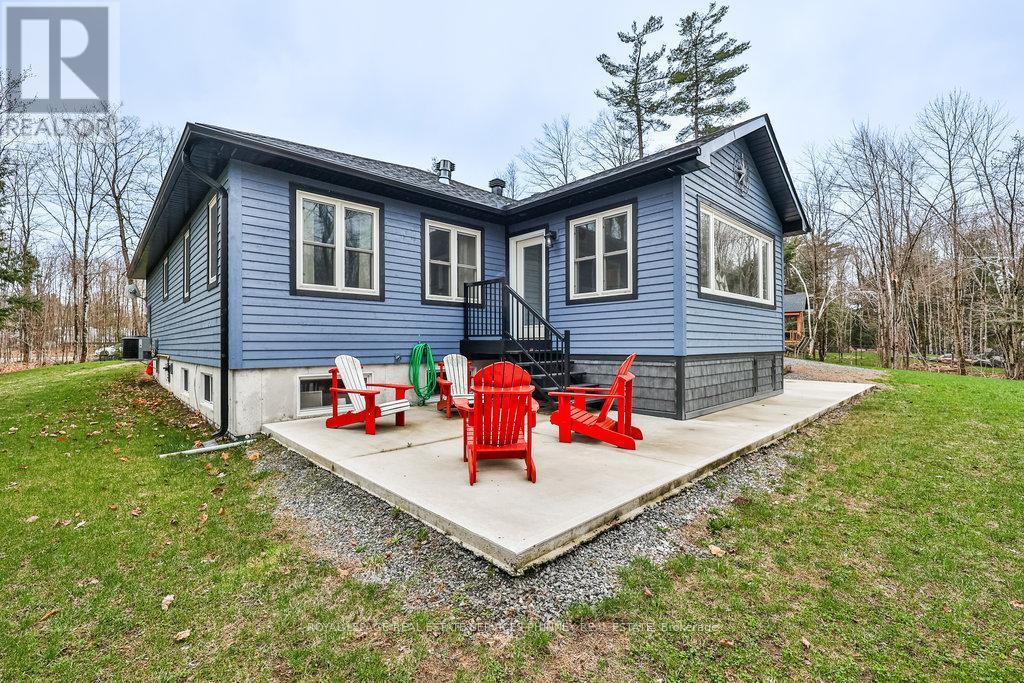 












1068 XAVIER STREET

,
Gravenhurst,




Ontario
P0E1G0


