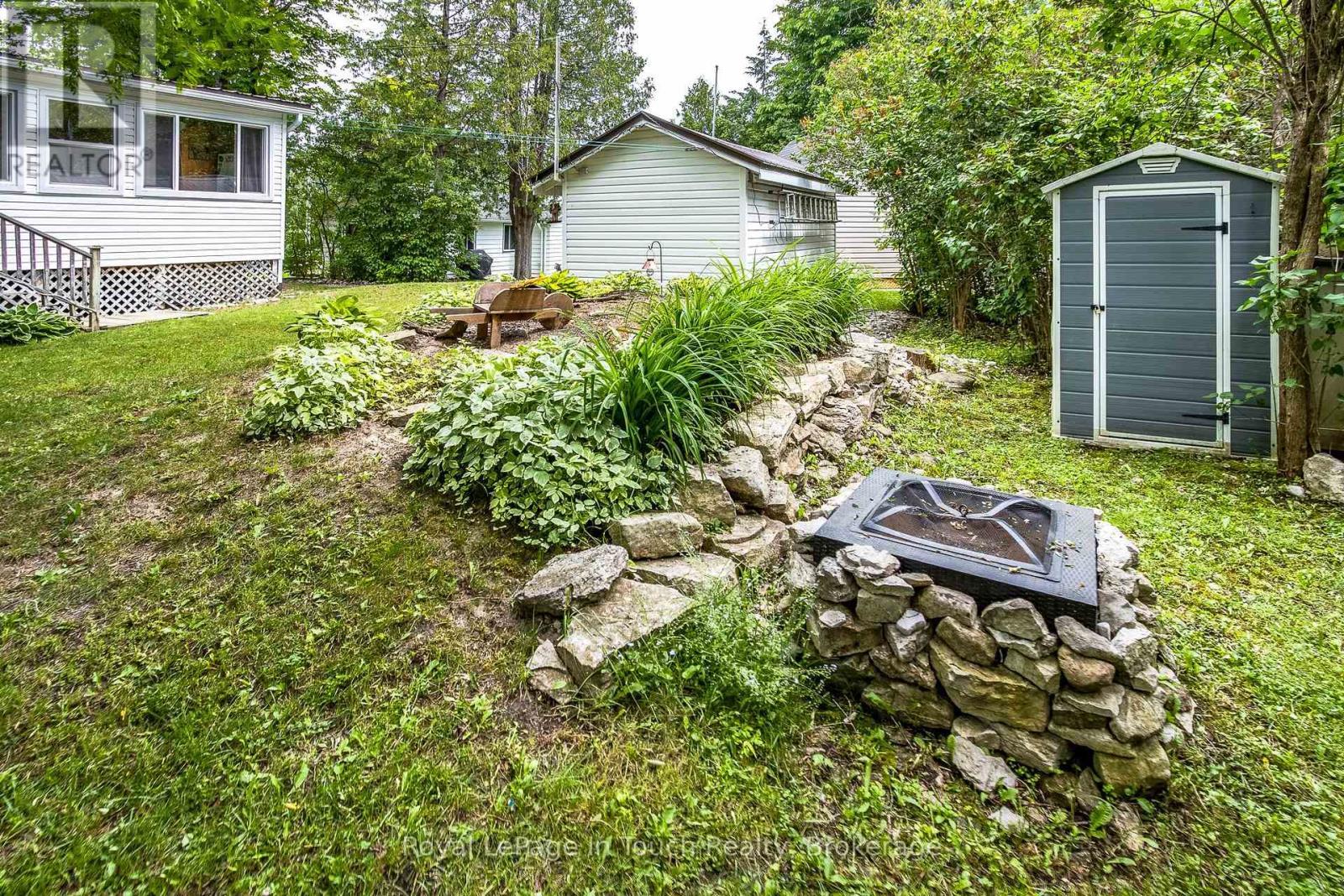 












9 EARLDOM BOULEVARD

,
Tay (Port McNicoll),




Ontario
L0K1R0

